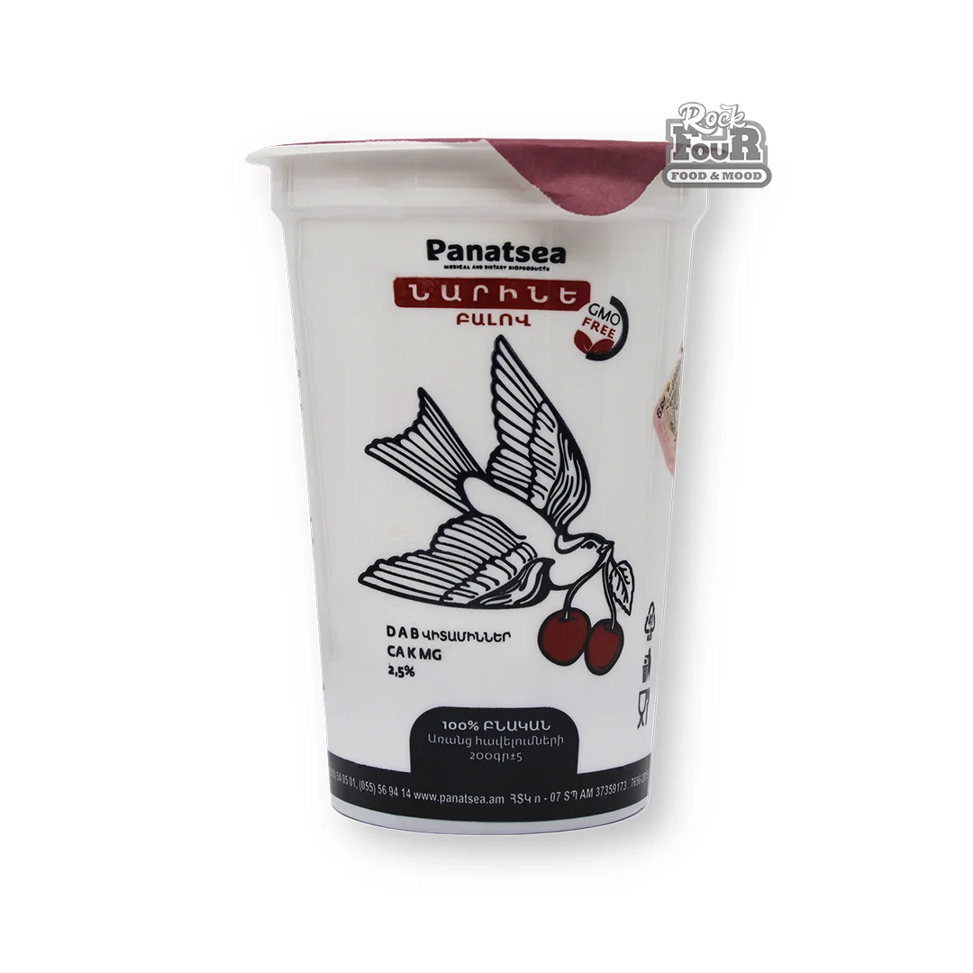 Fermented milk product "Panatsea Narine" cherry 2.5% 200g